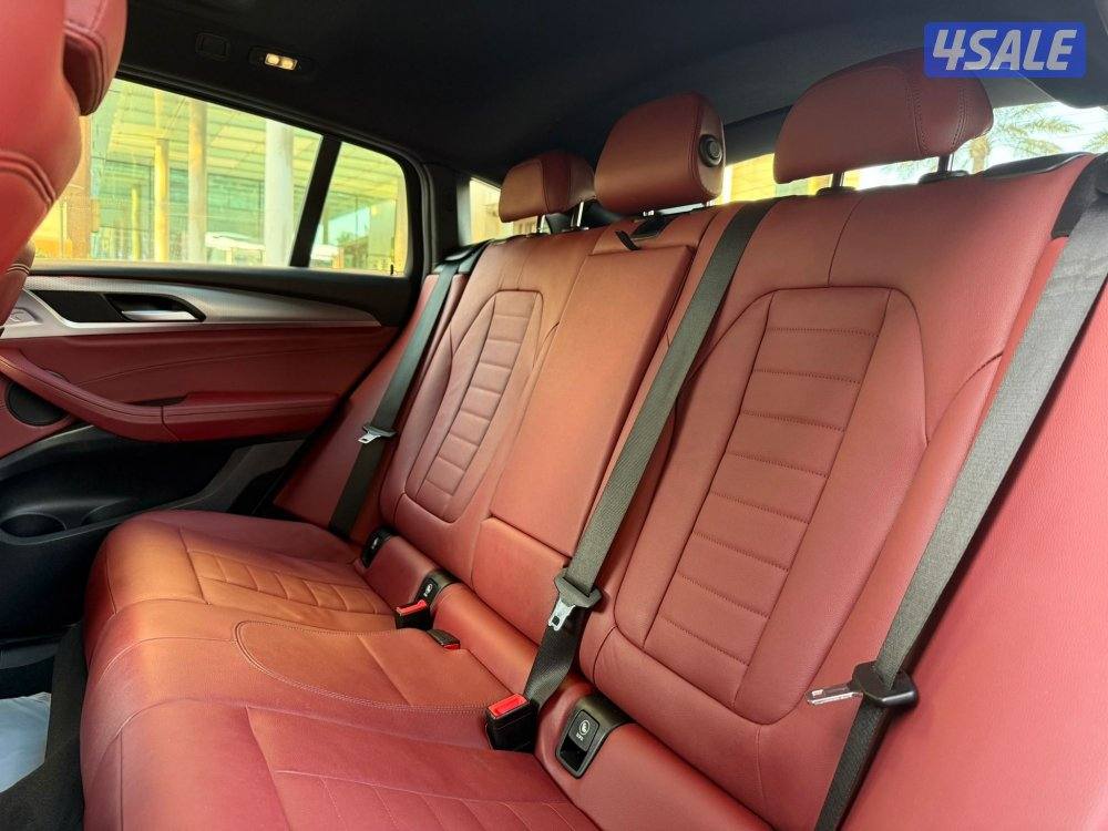 بي ام دبليوX4 موديل2021 عداد80الف وارد الغانم تحت الكفاله ،سيرفس منتظم8