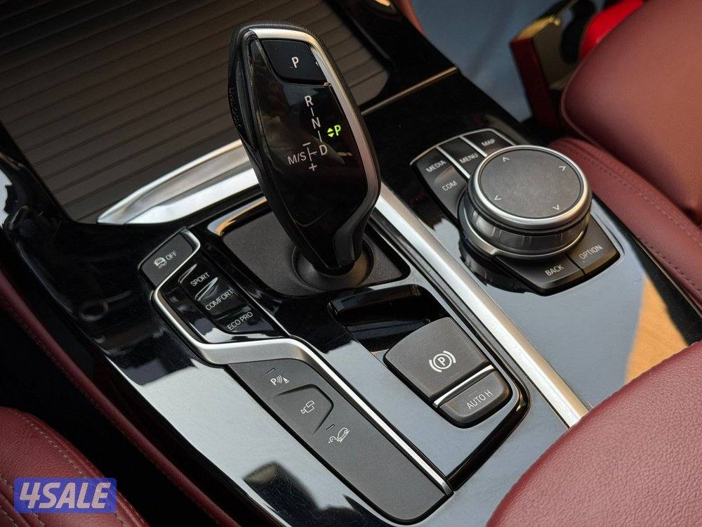 بي ام دبليوX4 موديل2021 عداد80الف وارد الغانم تحت الكفاله ،سيرفس منتظم10