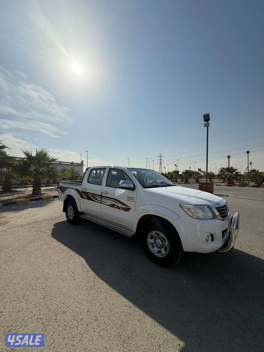 هايلكس 2012 دبل جير عادي بحاله الوكاله عداد 121 الف2