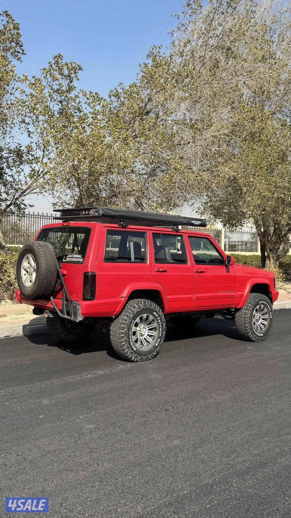 للبيع جيب شروكي جاهز للموسم قير عادي موديل ١٩٩٧ امريكي عزمه طيب ،10