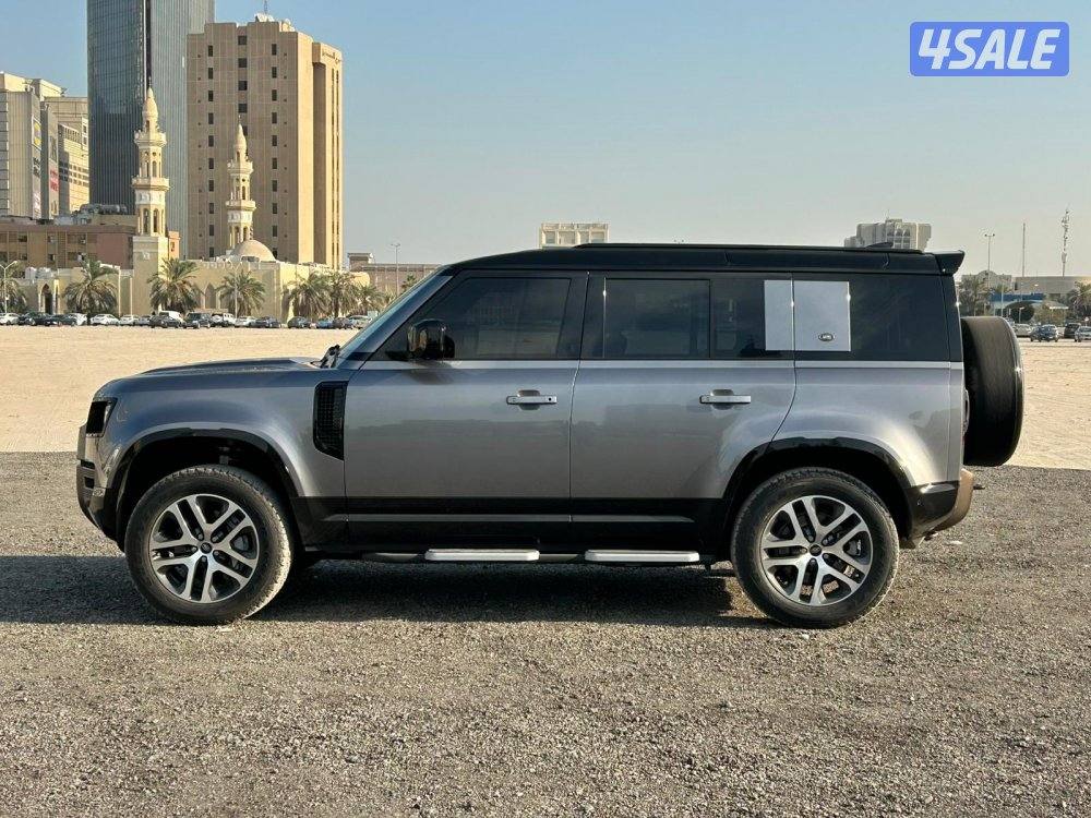 للبيع ديفندر 2023 ماشي 110 صبغ وكالة تحت الكفالة3