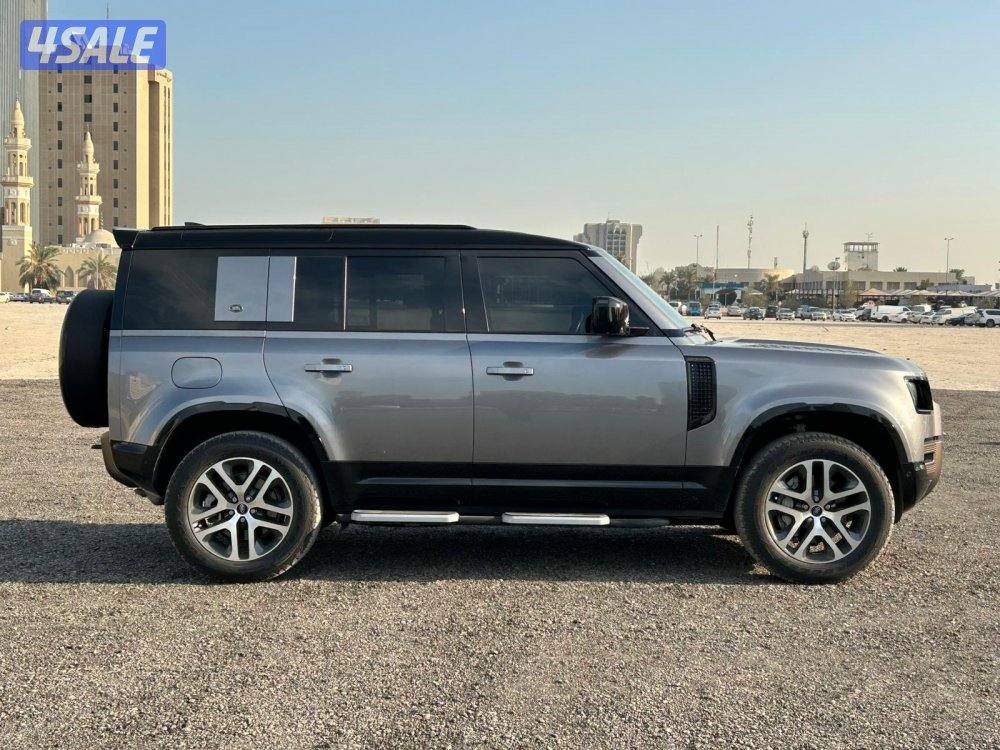 للبيع ديفندر 2023 ماشي 110 صبغ وكالة تحت الكفالة4