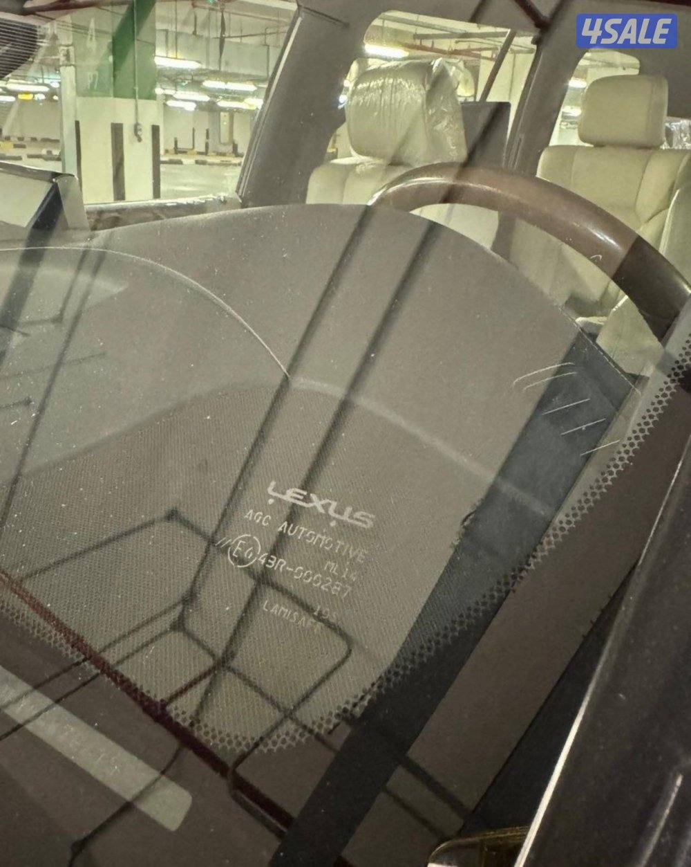 جيب لكزس 20166