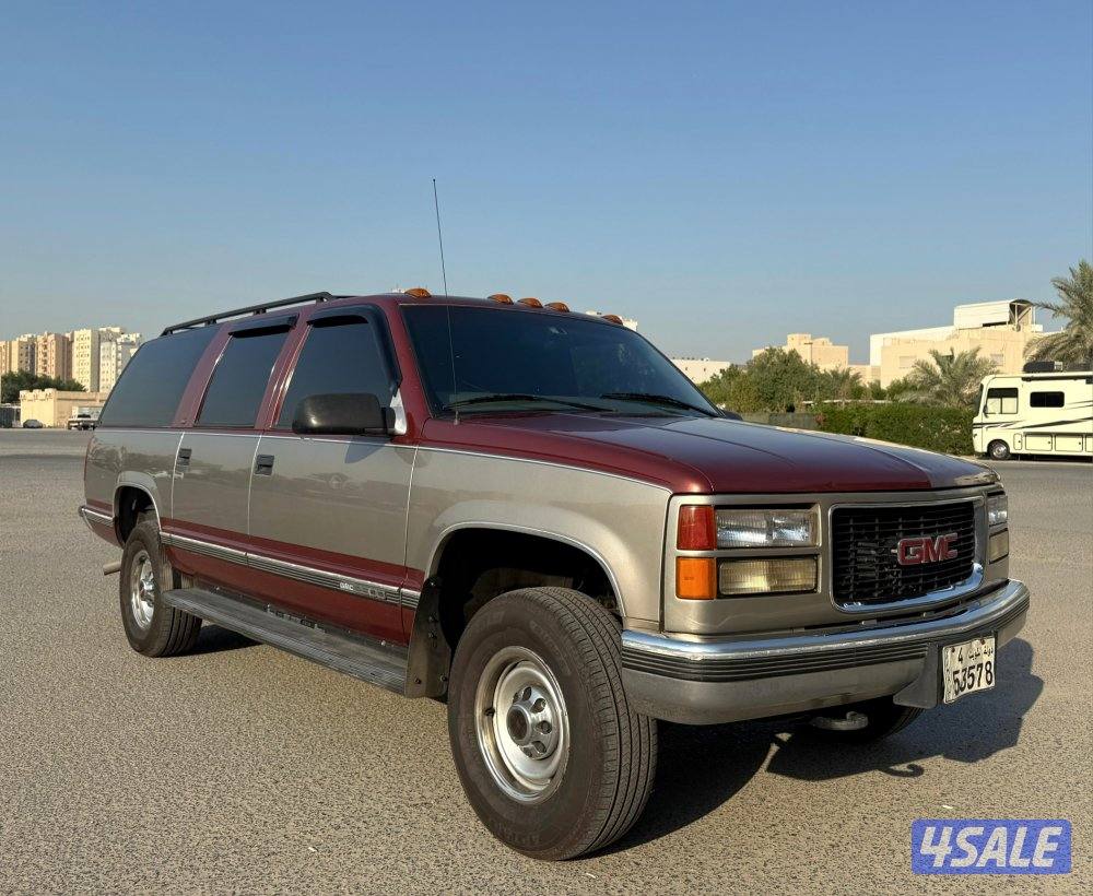 بحالة ممتازة جي ام سي سوبربان 1998 بهبهاني صبغ الوكالة عدا مدقر ع 3280