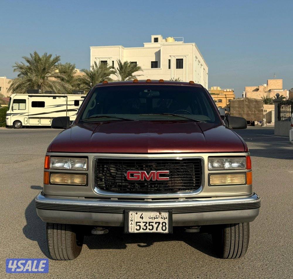 بحالة ممتازة جي ام سي سوبربان 1998 بهبهاني صبغ الوكالة عدا مدقر ع 3282