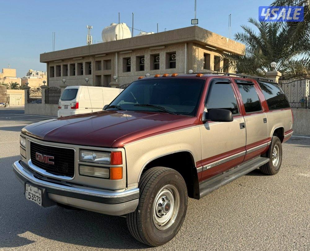 بحالة ممتازة جي ام سي سوبربان 1998 بهبهاني صبغ الوكالة عدا مدقر ع 3281