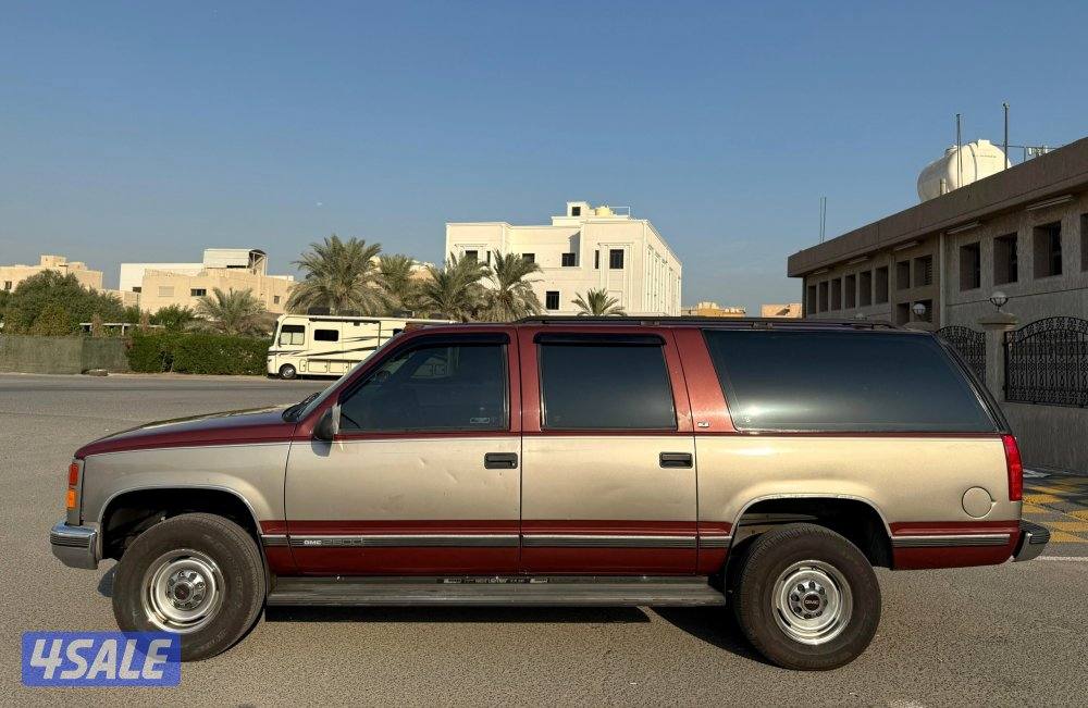 بحالة ممتازة جي ام سي سوبربان 1998 بهبهاني صبغ الوكالة عدا مدقر ع 3284