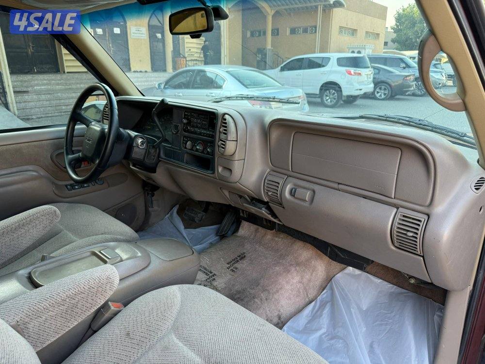 بحالة ممتازة جي ام سي سوبربان 1998 بهبهاني صبغ الوكالة عدا مدقر ع 32812