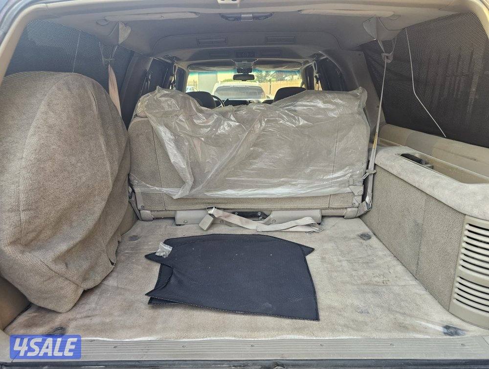 بحالة ممتازة جي ام سي سوبربان 1998 بهبهاني صبغ الوكالة عدا مدقر ع 32813