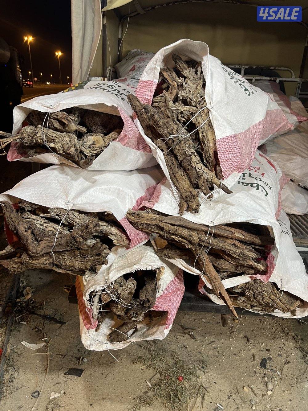 للبيع جميع أنواع الحطب السعودي5