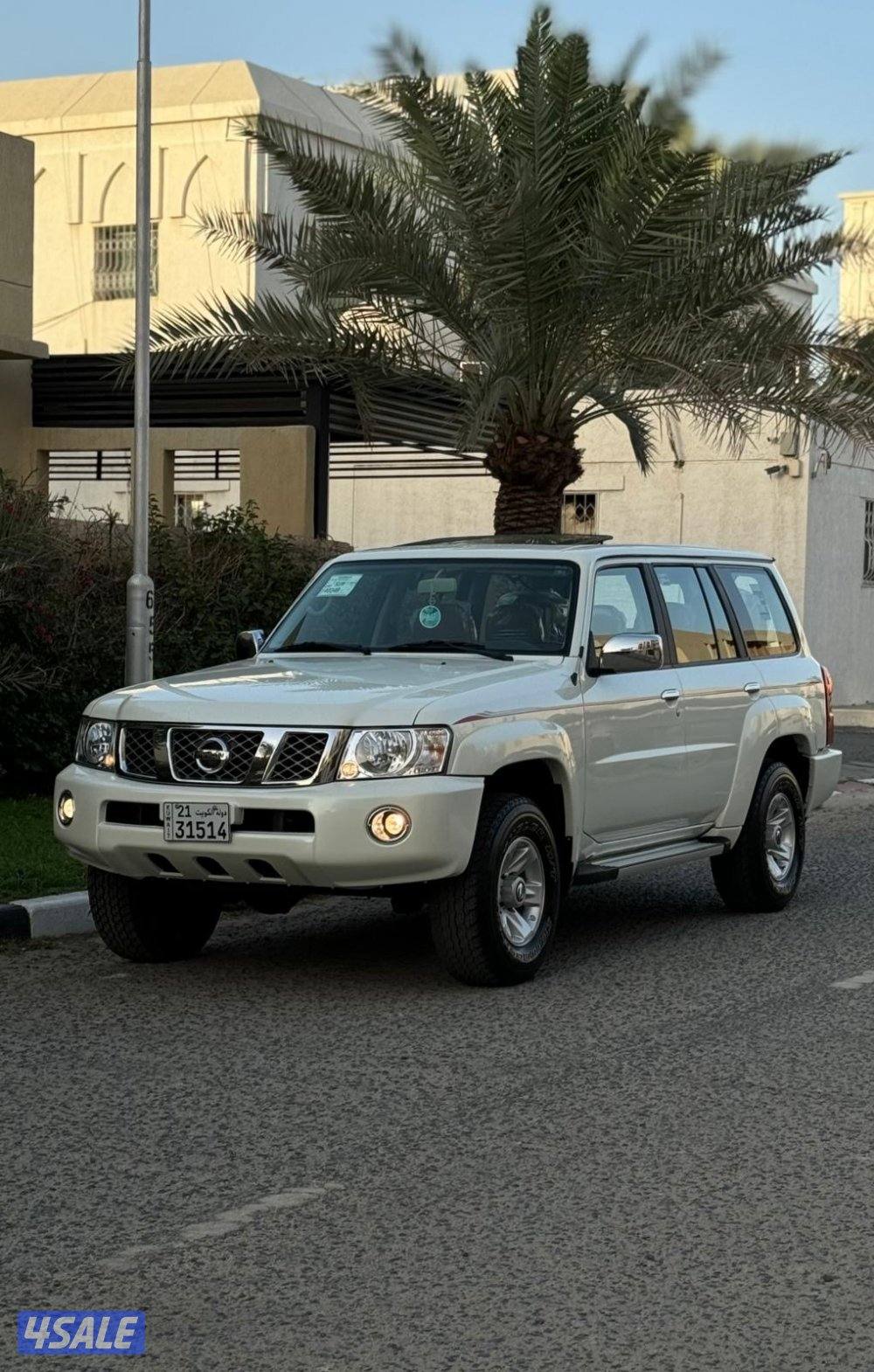 للبيع سفاري موديل 2021 كامل مواصفات0