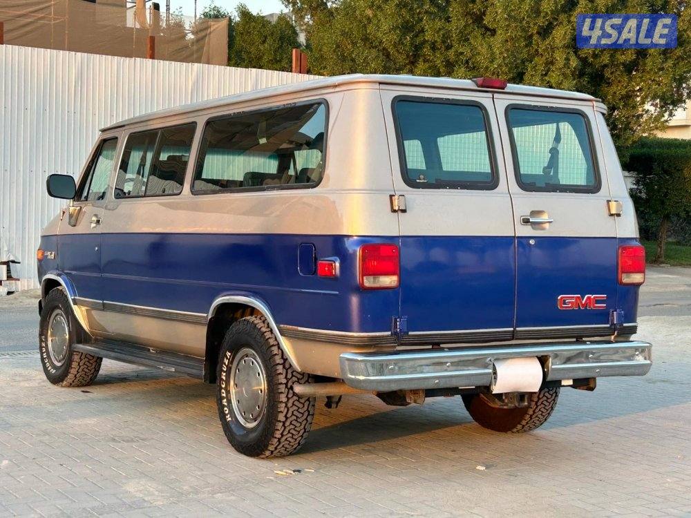 سافانا موديل 1994 السيارة نظيفة2