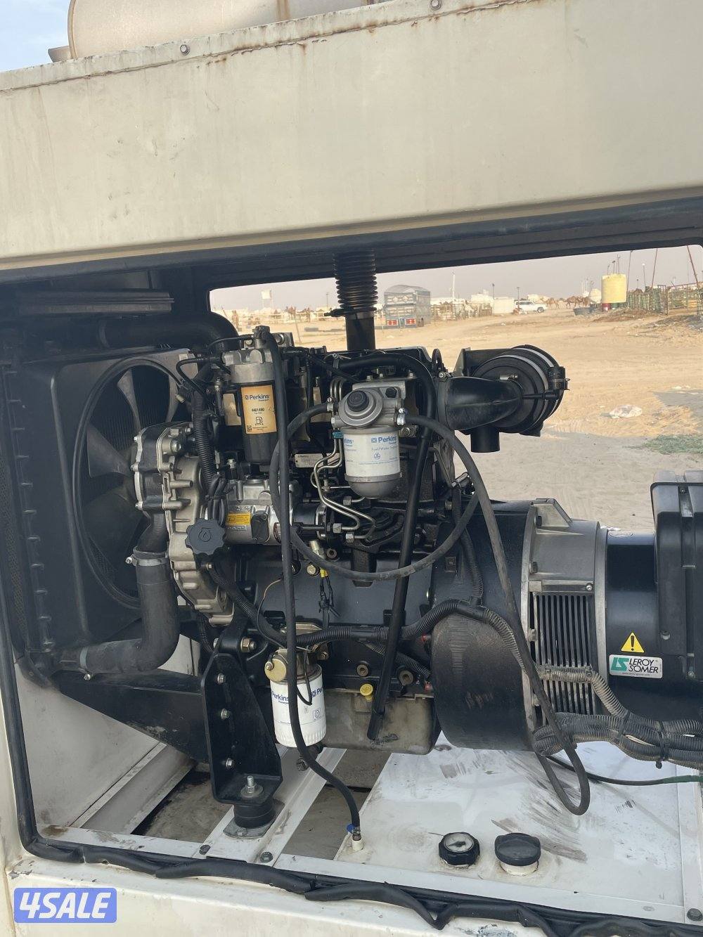 للبيع مكينه بيركنز حجم 30 الف موديل 2016 مع درام ديزل 1000 قالون1