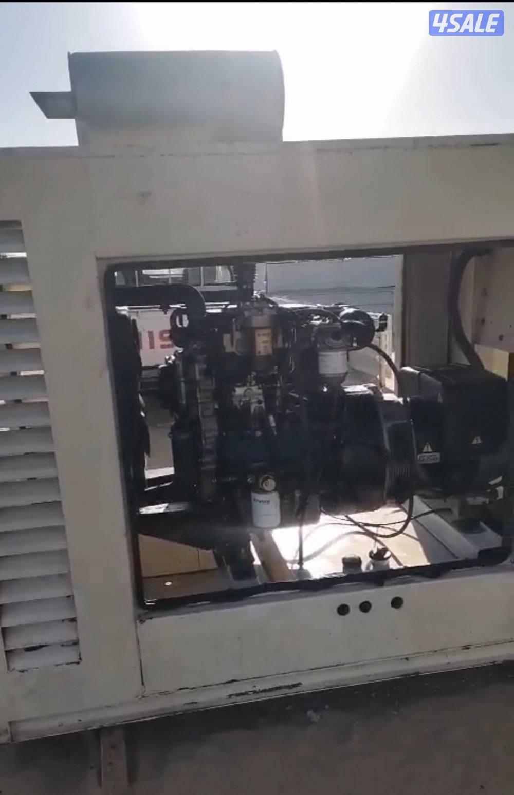 للبيع مكينه بيركنز حجم 30 الف موديل 2016 مع درام ديزل 1000 قالون2