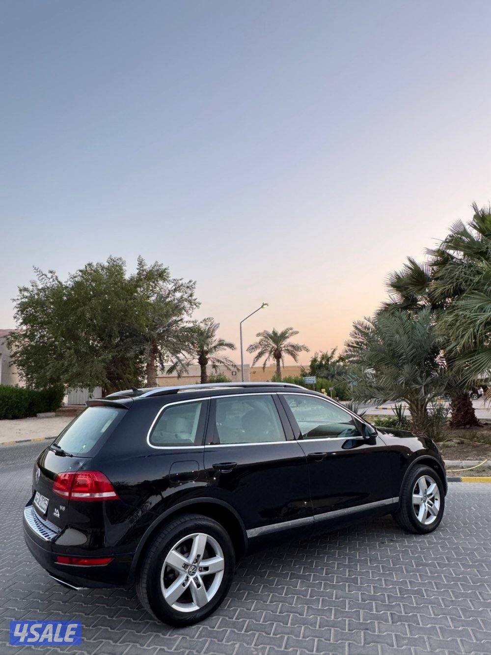 للبيع طوارق 2014 فل اعلى درجة بيعة سريعة3