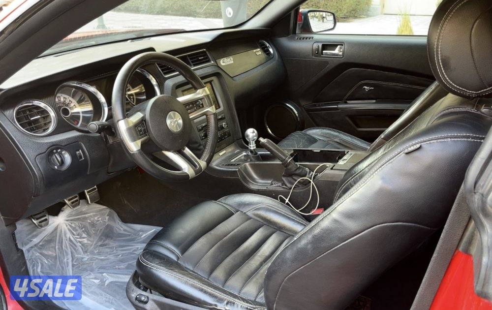 للبيع موستنق كالفورنيا سبيشل 20133