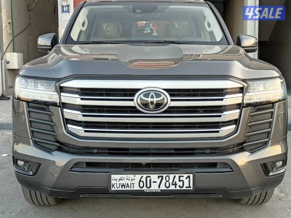 لاند كروزر GX.R ايرو وارد الساير موديل 2022 صبغ الوكالة شرط الفحص0