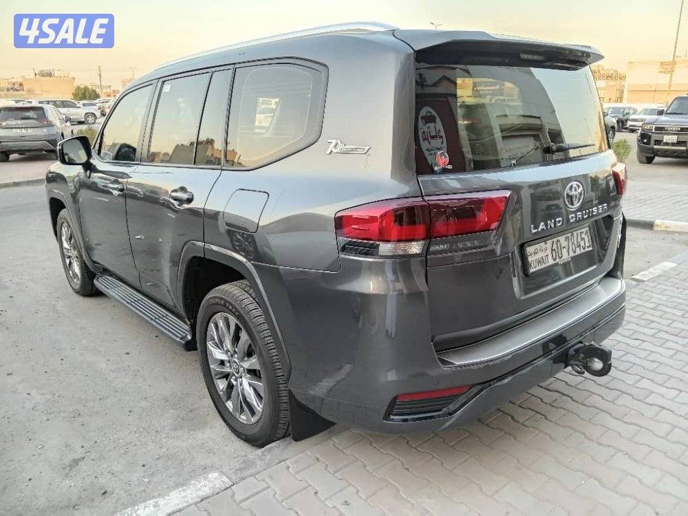 لاند كروزر GX.R ايرو وارد الساير موديل 2022 صبغ الوكالة شرط الفحص5