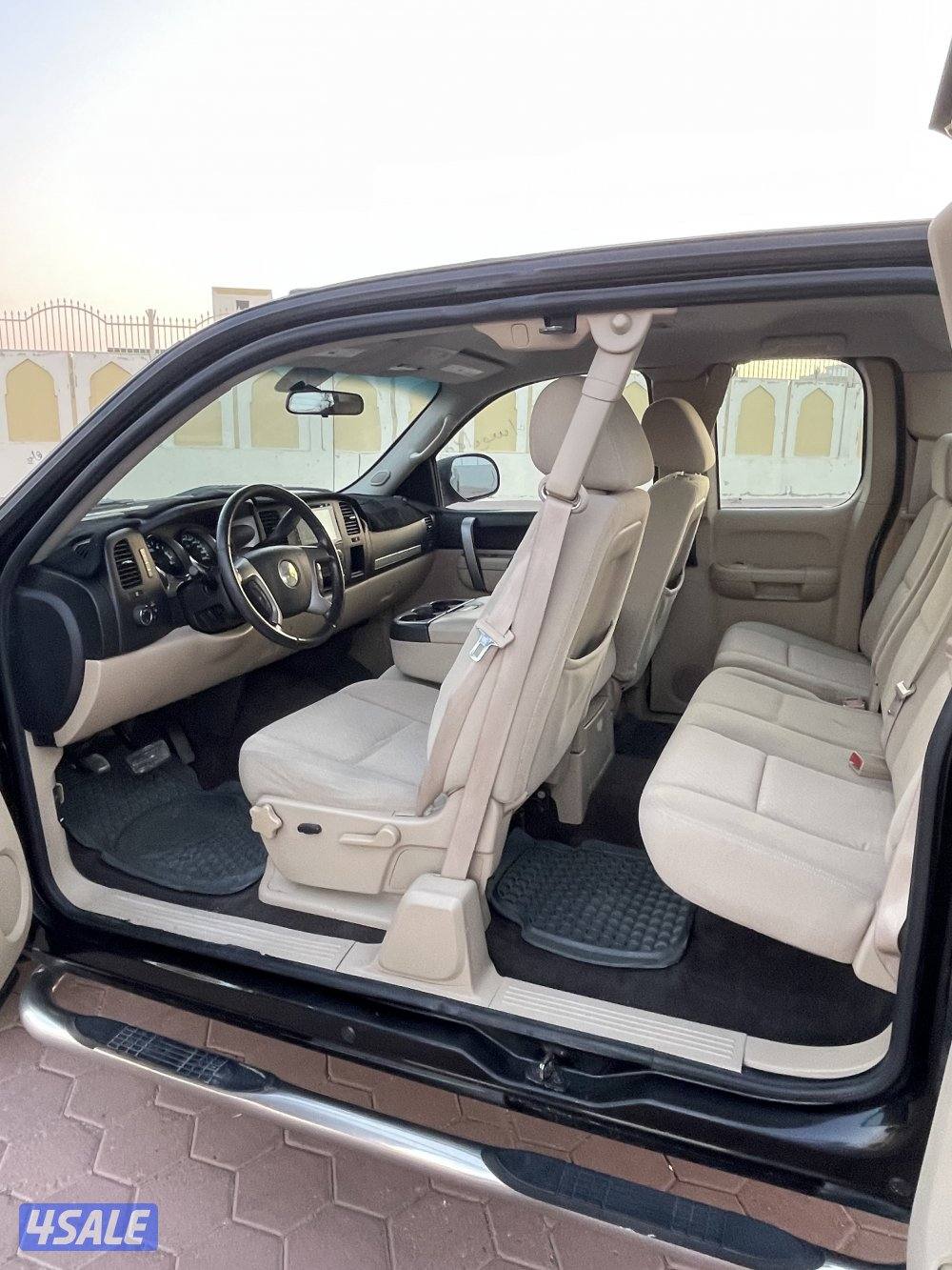 للبيع سلفرادو عداد ١٧٧ الف وارد الغانم4