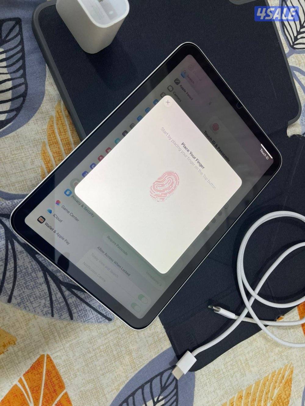 ايباد ابل ميني 6 السادس 256 قيقا مو مفتوح ولا مصلح مع كفر وشحن3