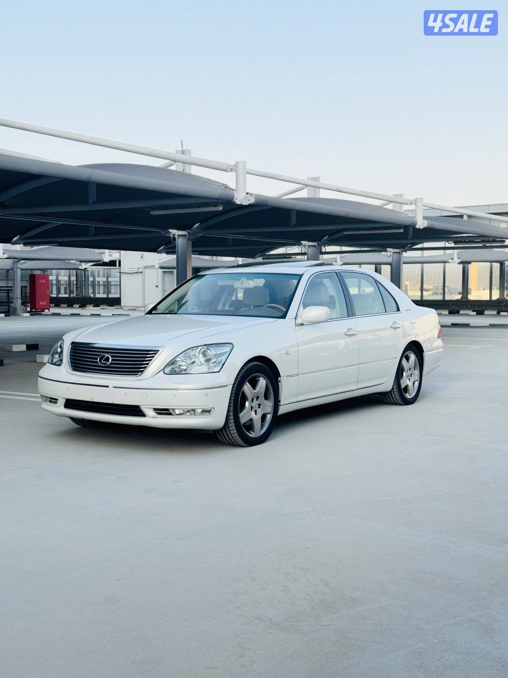 السيار صبغ وكاله عدا قطعتين تجميلي  مسرفسه بالكامل وشرط الفحص2