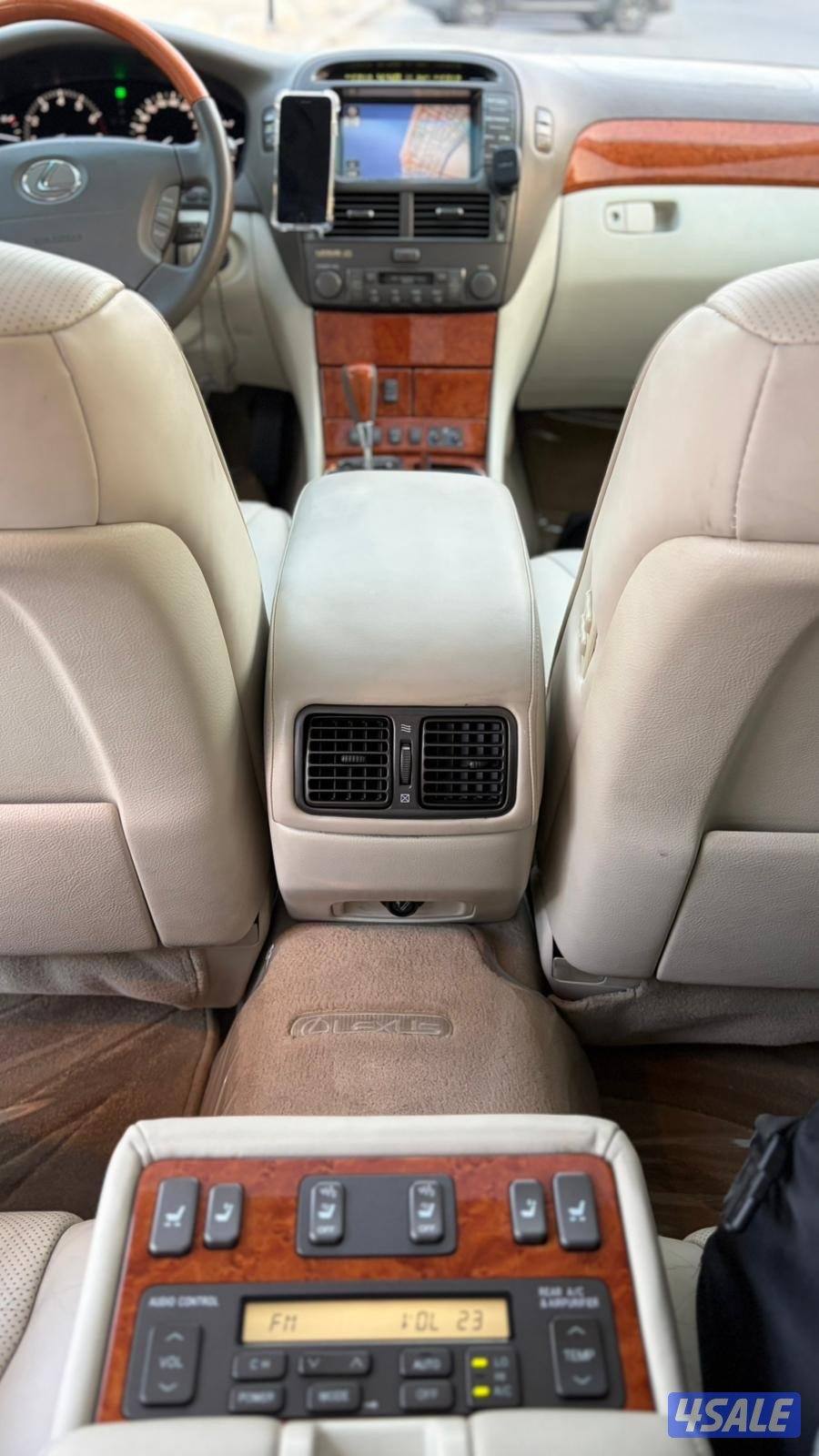 السيار صبغ وكاله عدا قطعتين تجميلي  مسرفسه بالكامل وشرط الفحص5