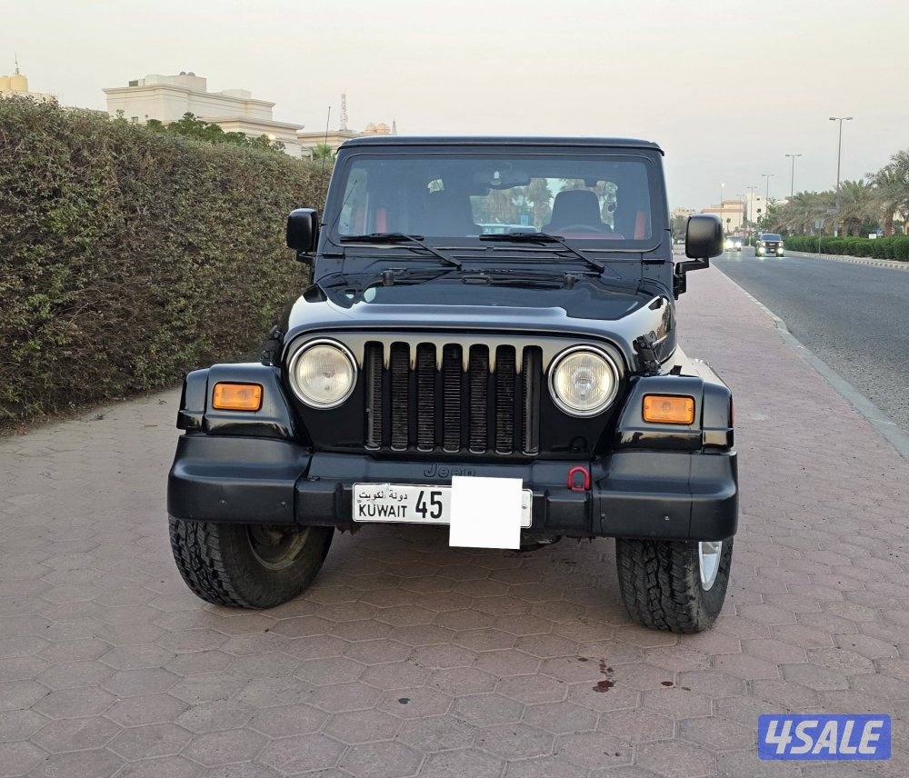 للبيع رانجلر صحارى 2005 بحالة نادرة1