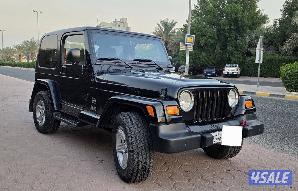 للبيع رانجلر صحارى 2005 بحالة نادرة2