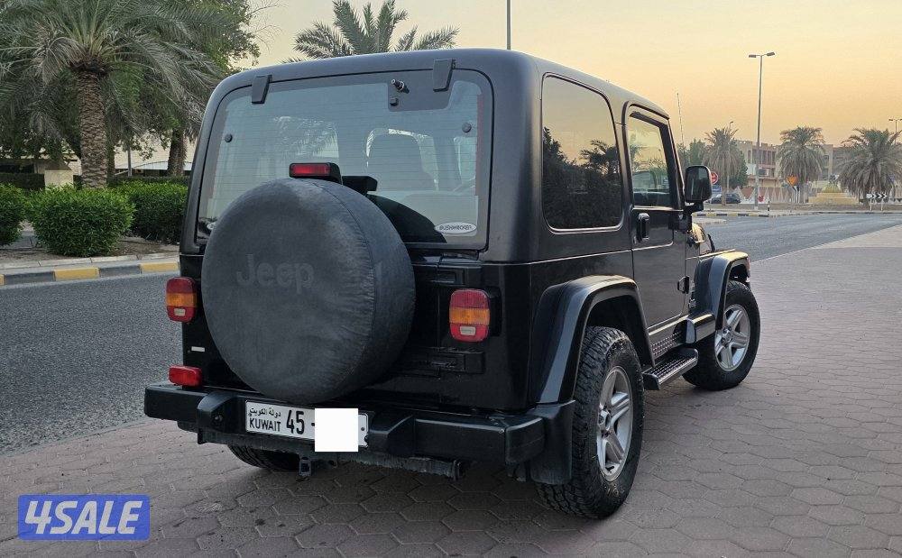 للبيع رانجلر صحارى 2005 بحالة نادرة3