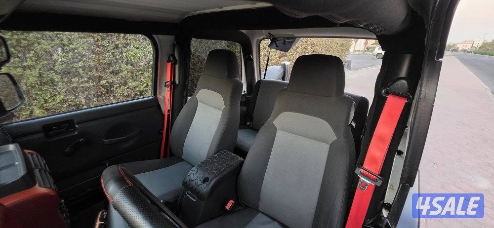 للبيع رانجلر صحارى 2005 بحالة نادرة8