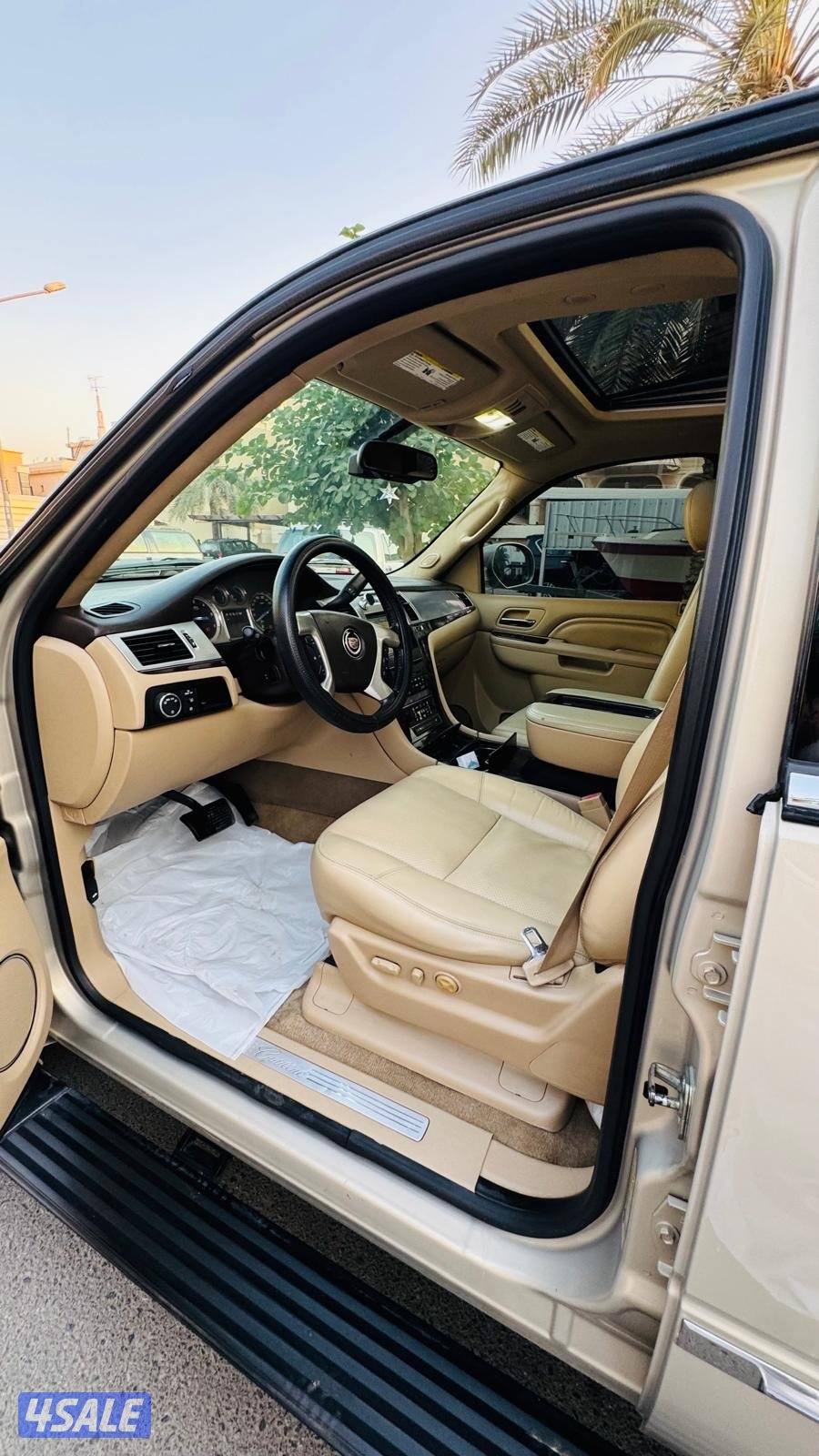 للبيع اسكاليد6