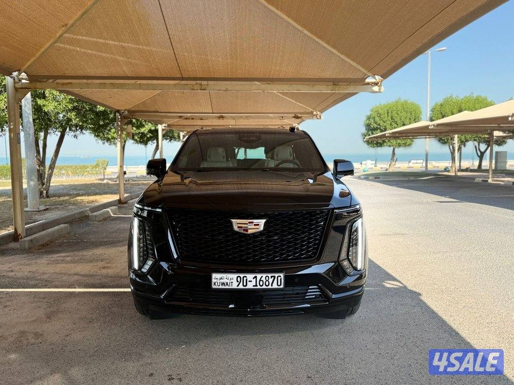 للبيع : اسكاليد بلاتينوم سبورت موديل : 2025 عداد : 19 الف1