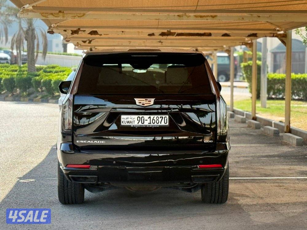 للبيع : اسكاليد بلاتينوم سبورت موديل : 2025 عداد : 19 الف3