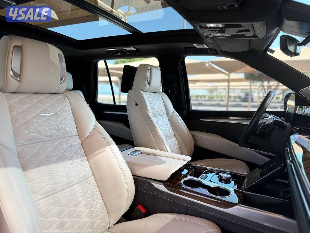 للبيع : اسكاليد بلاتينوم سبورت موديل : 2025 عداد : 19 الف11