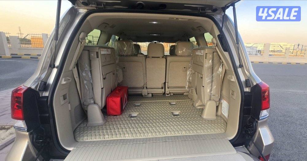 للبيع لاندكروز تورنق 2020 الساير الموتر جديد شبة مخزن4