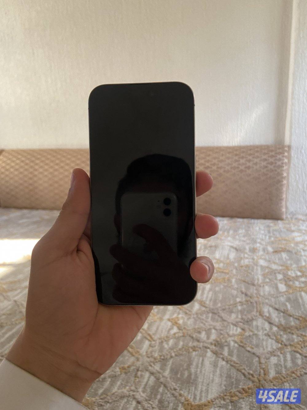 للبيع ايفون 15 برو1