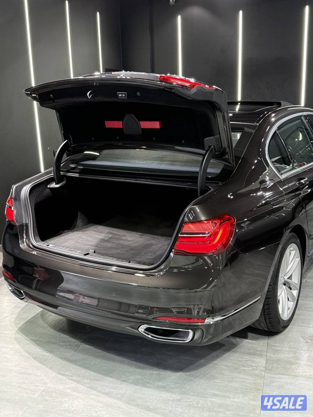 بي ام 730LI - موديل 2019 - عداد 168 - صبغ الوكاله - اعلى درجه8