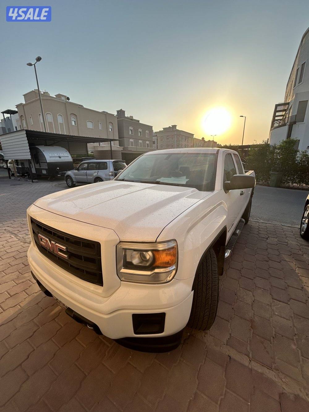 للبيع وانيت سييرا غمارة ونص 1500 دبل ارضي ،  موديل 2014 ماشي 271 ألف3