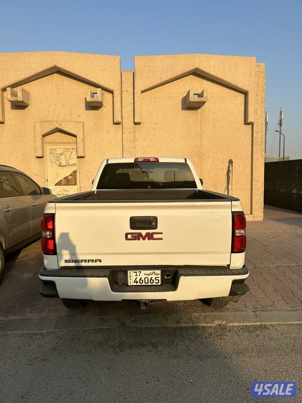 للبيع وانيت سييرا غمارة ونص 1500 دبل ارضي ،  موديل 2014 ماشي 271 ألف4