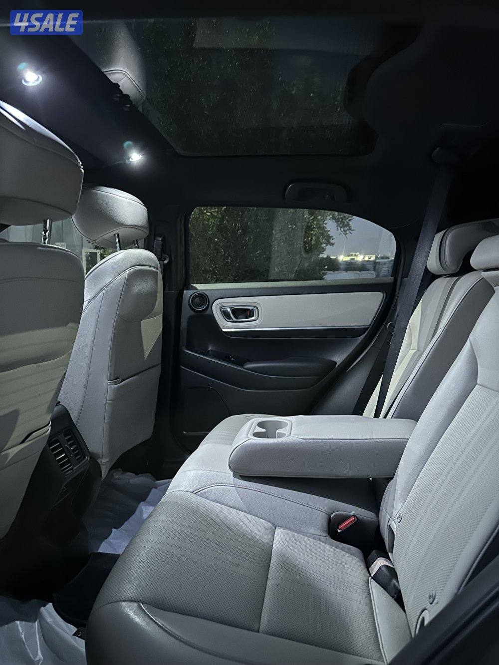 للبيع هوندا HRV موديل 2023 ماشي 90 الف9