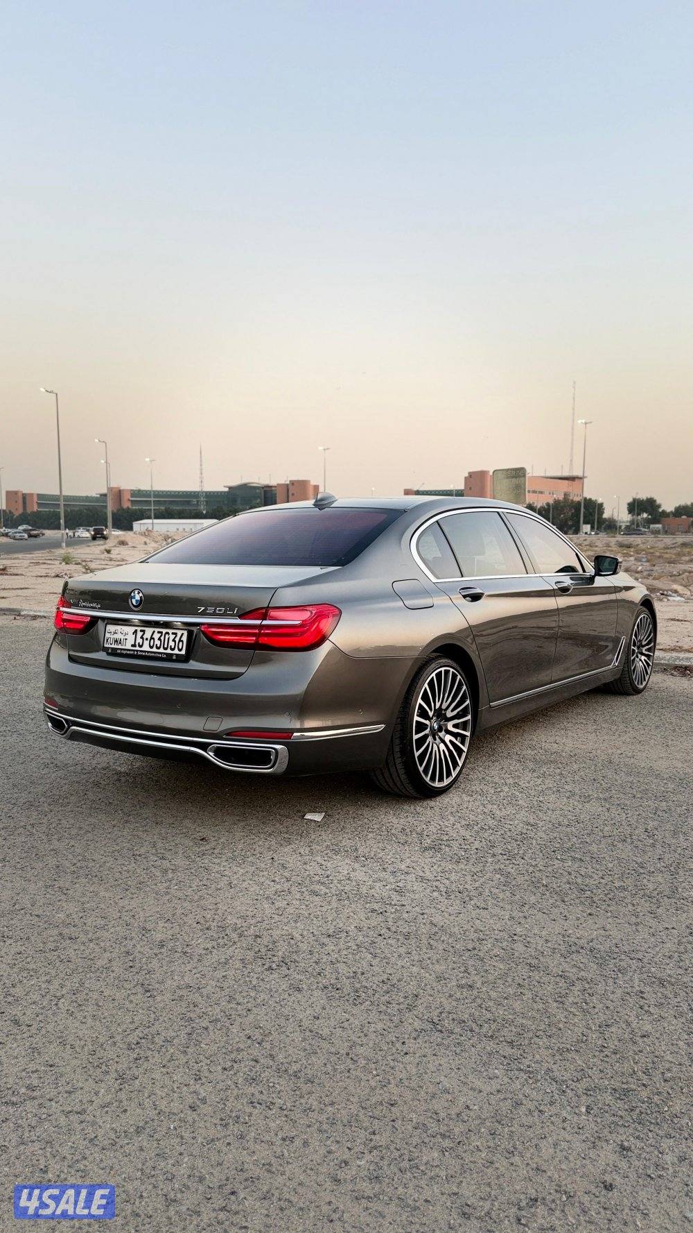للبيع بي ام 750LI موديل2016 ماشي140 الف0