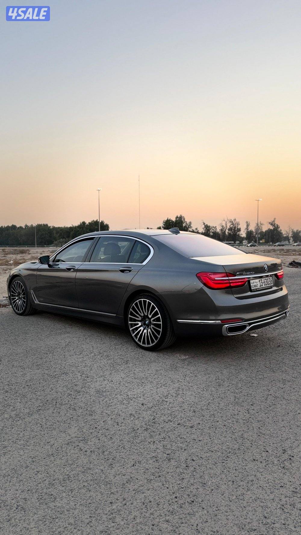 للبيع بي ام 750LI موديل2016 ماشي140 الف1