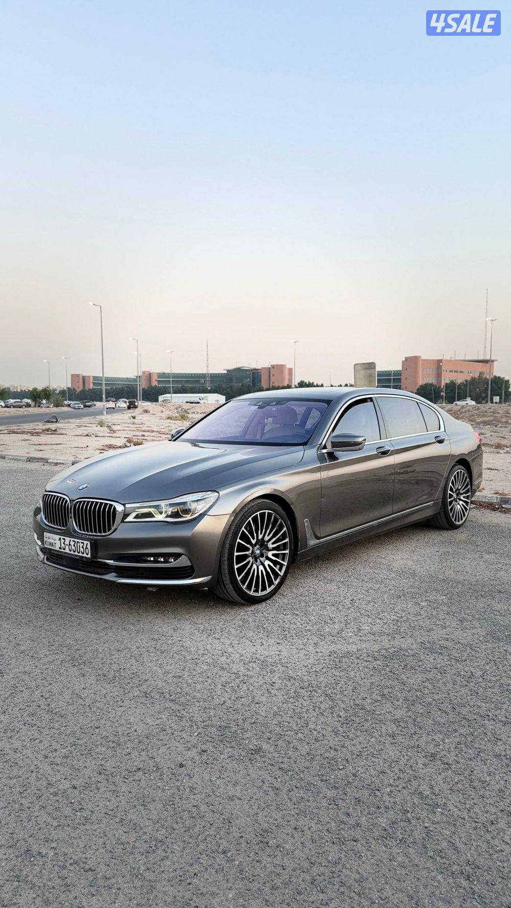 للبيع بي ام 750LI موديل2016 ماشي140 الف4