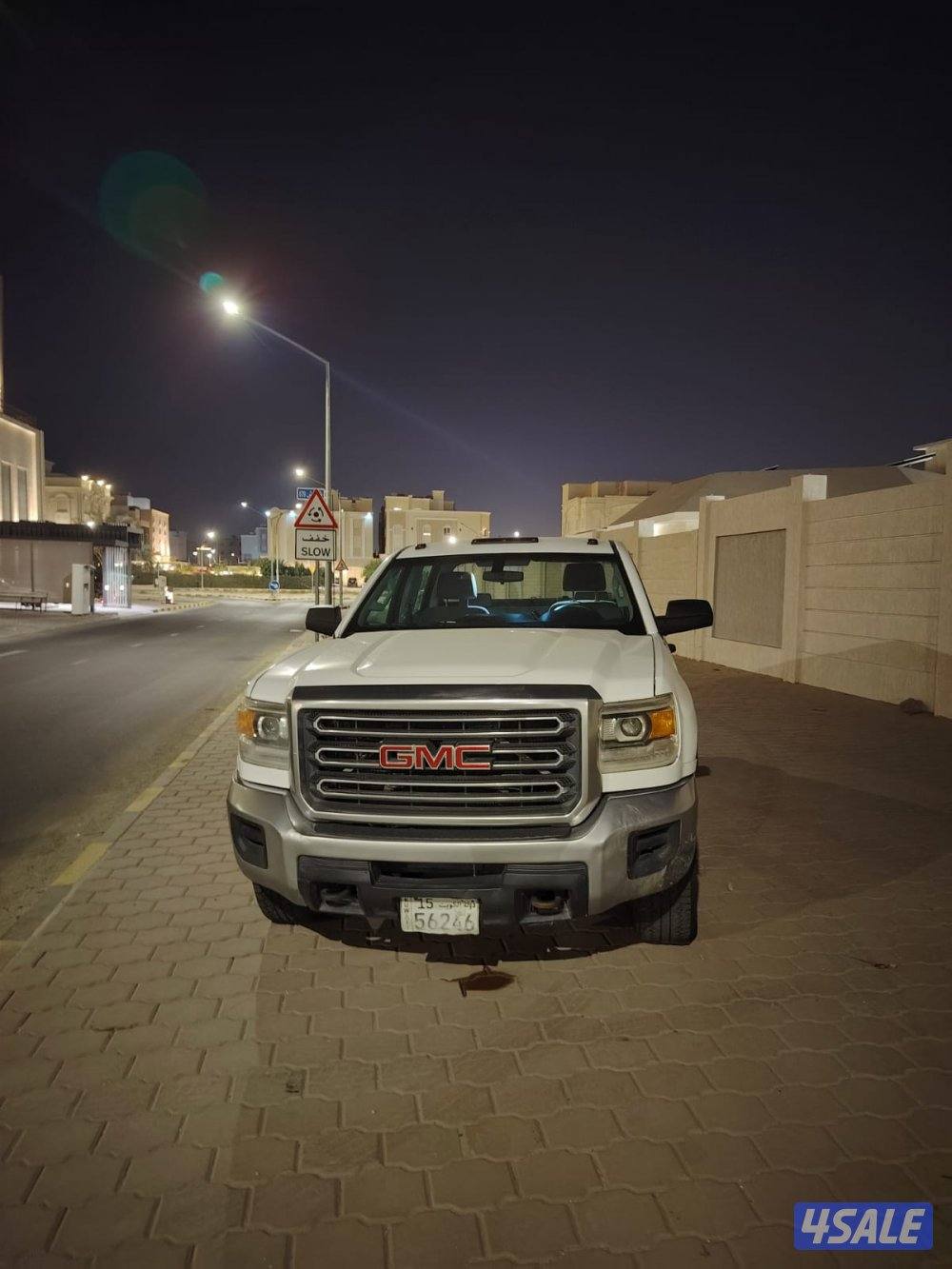 للبيع وانيتGMC3