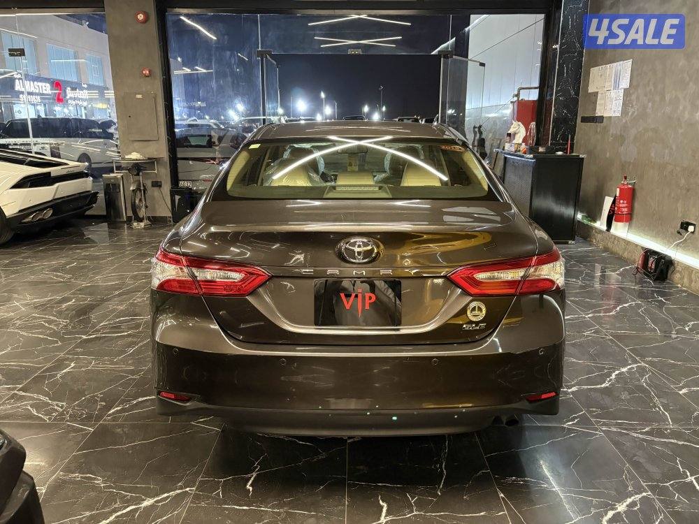 للبيع تويوتا كامري GLE V48