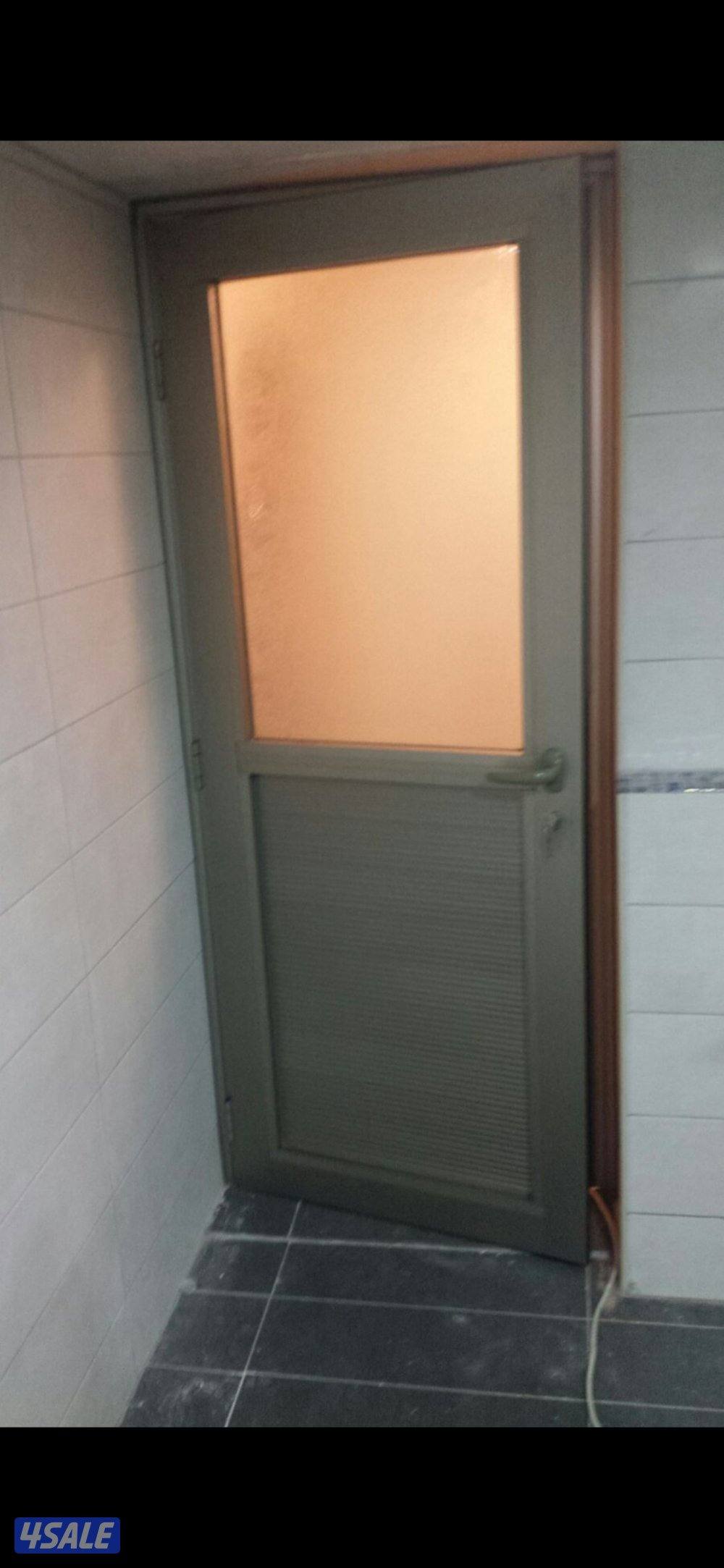 GLASS DOORS VINDOO BATH ROOM8