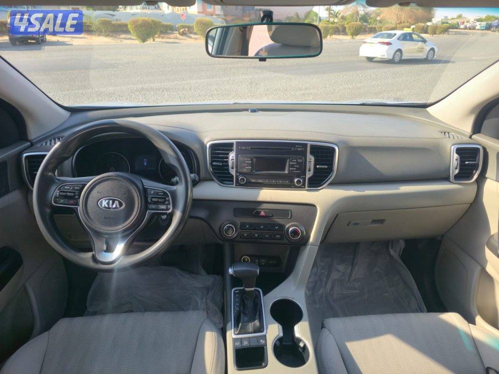 KIA SPORTAGE 2018 MODEL ORGINAL PAINT 57,000 KM9