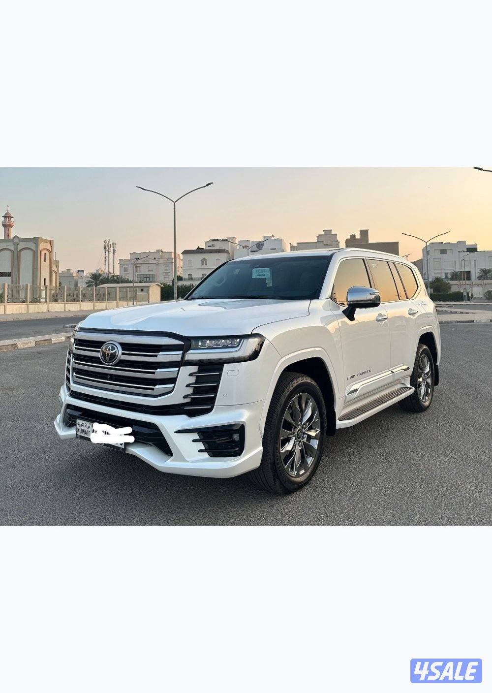 لاندكروزر vxr 2024 فل الفل بحالة المصنع2