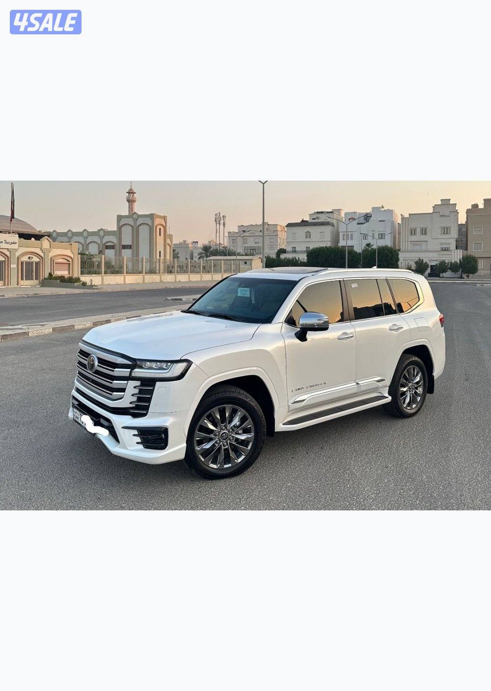 لاندكروزر vxr 2024 فل الفل بحالة المصنع4