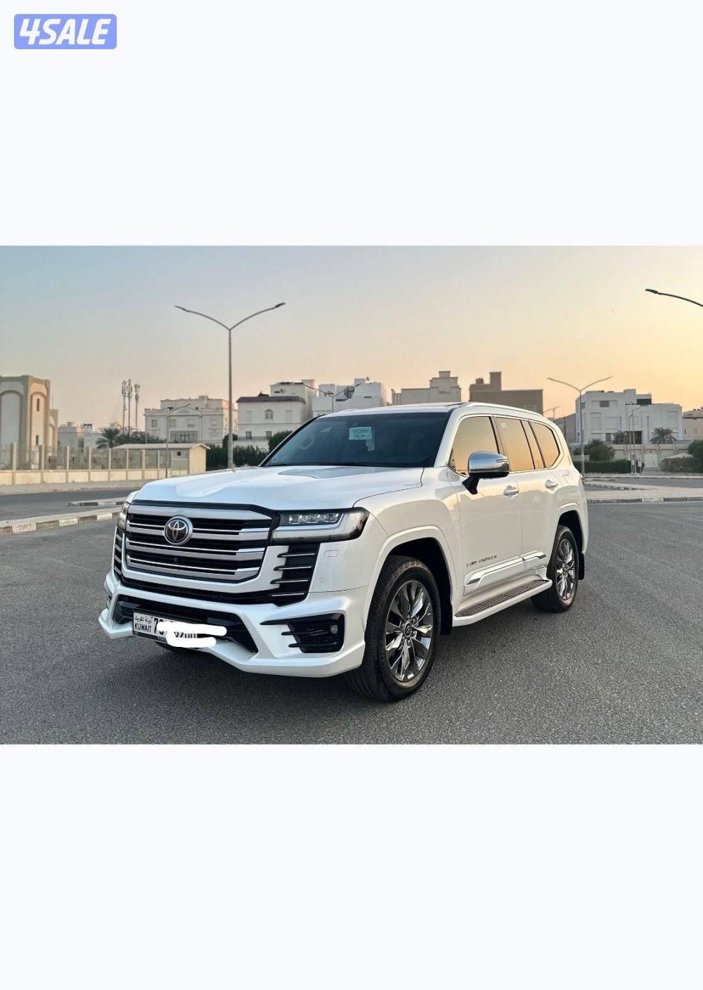 لاندكروزر vxr 2024 فل الفل بحالة المصنع9